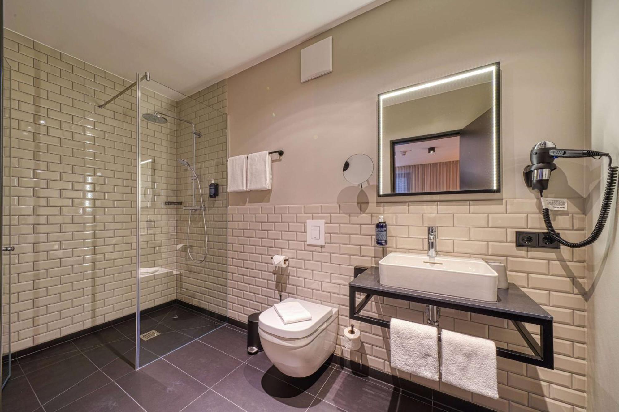 Vienna House Easy By Wyndham Bonn City Eksteriør bilde